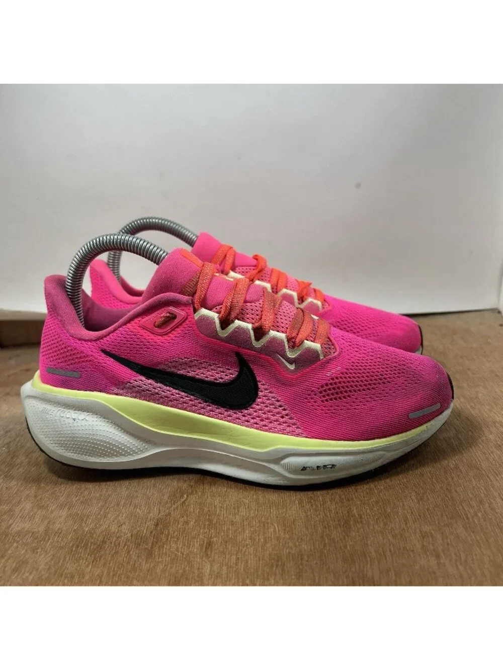 Nike Air Zoom Pegasus 41 Hyper Pink Women Size 6.5 Road Running Shoes HV5158-600
